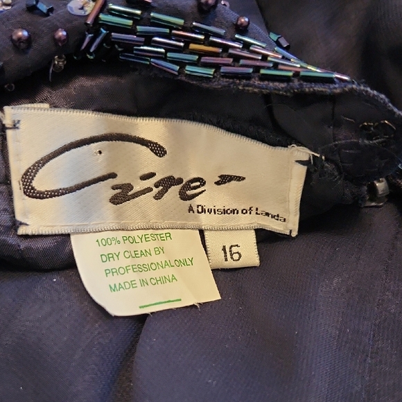 Elegant Cire Navy Blue Evening Gown - Picture 5 of 7